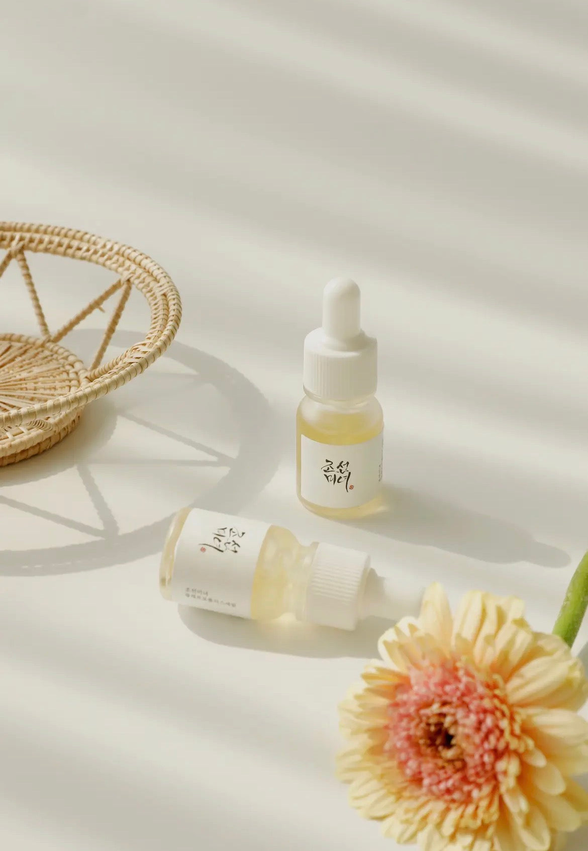 BEAUTY OF JOSEON - Siero Luminoso:
Propoli + Niacinamide 30ml